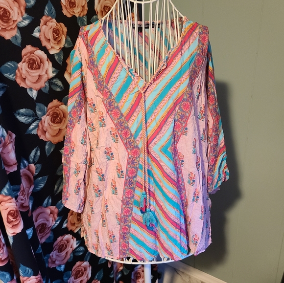 Tolani Collection Tops - Boho top!